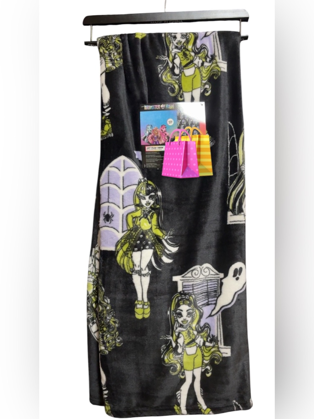 monster high Black Plush Blanket with Lime & Lavender Character Print